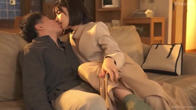 FSDSS-615 – Kakaknya Pacarku Yang Tertarik Dengan Penisku – Karen Kaede (Lemon Tanaka)